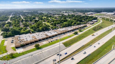 7505-7563 South Fwy, Houston, TX - AERIAL  map view