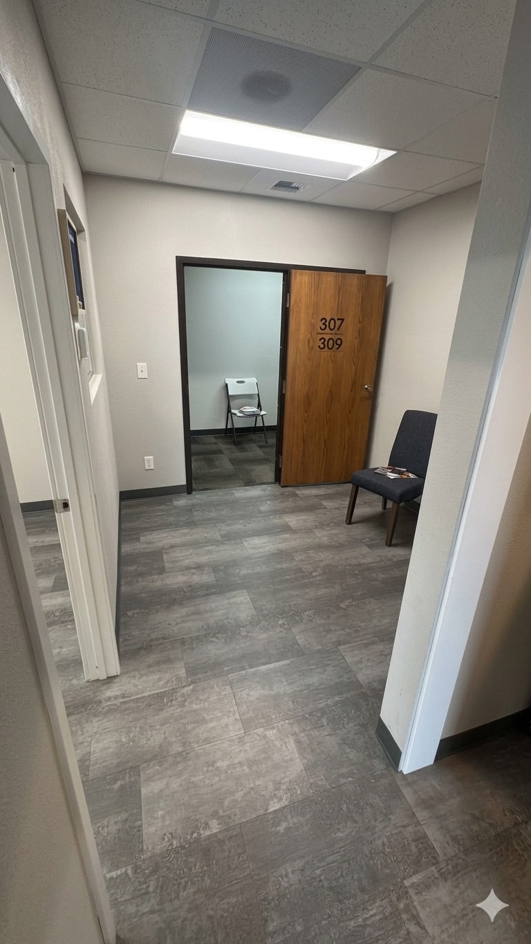 112 N University Rd, Spokane, WA for lease Interior Photo- Image 1 of 4