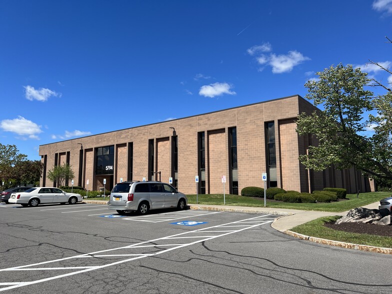 5794 Widewaters Pky, De Witt, NY for lease - Building Photo - Image 2 of 3