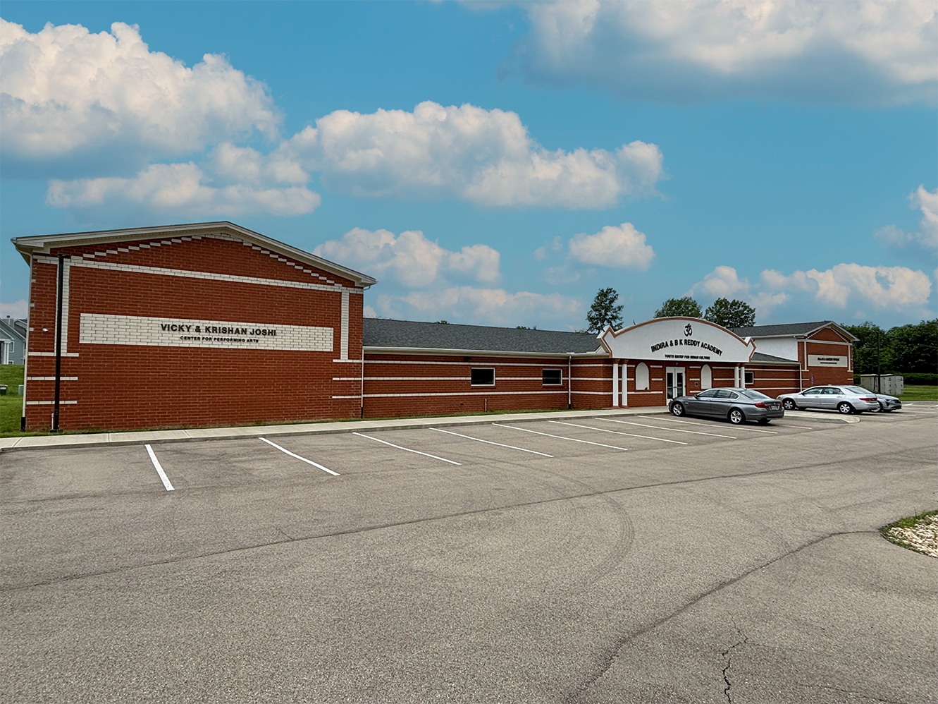 2579 Lillian Ln, Beavercreek, OH for lease Primary Photo- Image 1 of 2