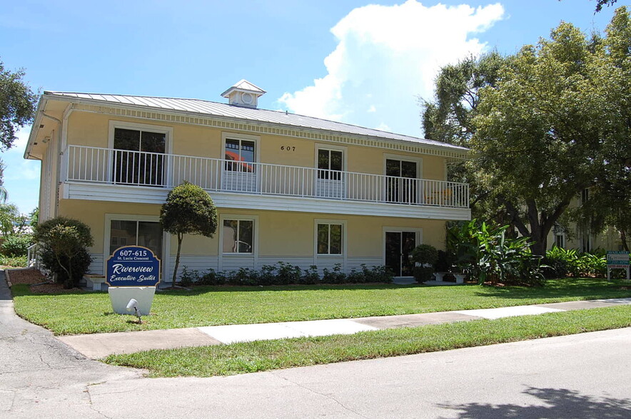 615 SW Saint Lucie Cres, Stuart, FL for lease - Building Photo - Image 1 of 8