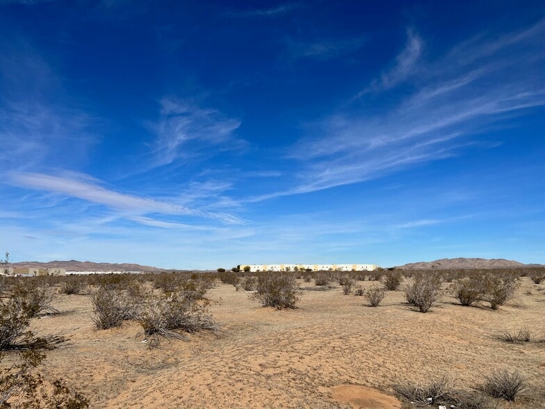 2.36ac Livermore Avenue, Apple Valley, CA for sale - Building Photo - Image 2 of 4