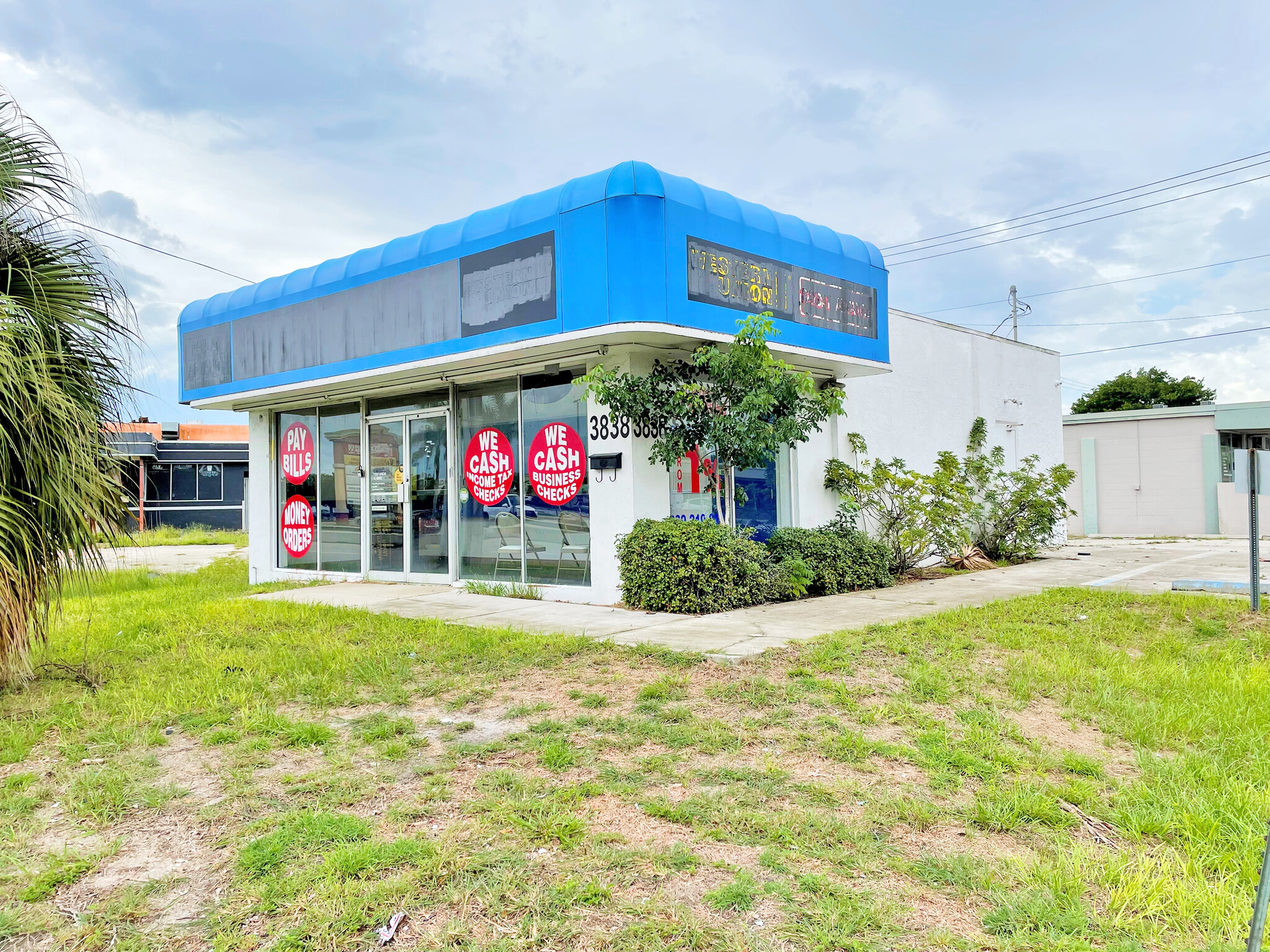 3838 Cleveland Ave, Fort Myers, FL for sale Building Photo- Image 1 of 1