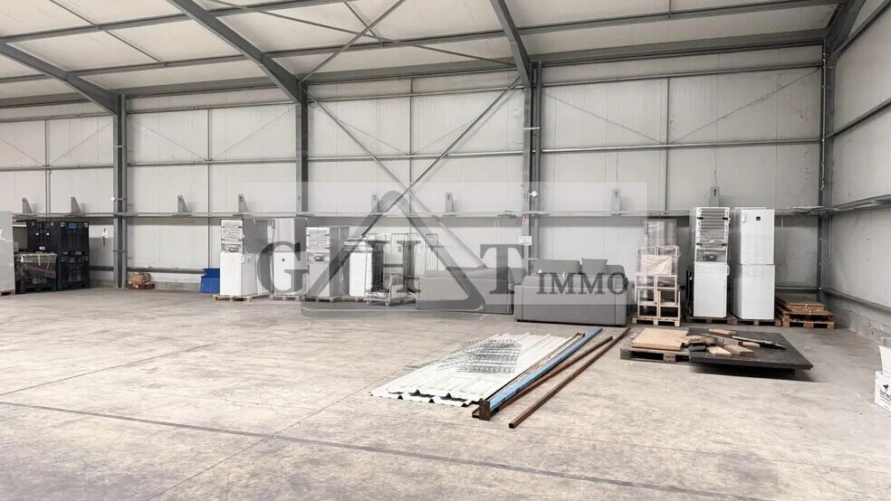 Industrial in Mareuil-lès-Meaux for lease - Building Photo - Image 2 of 13