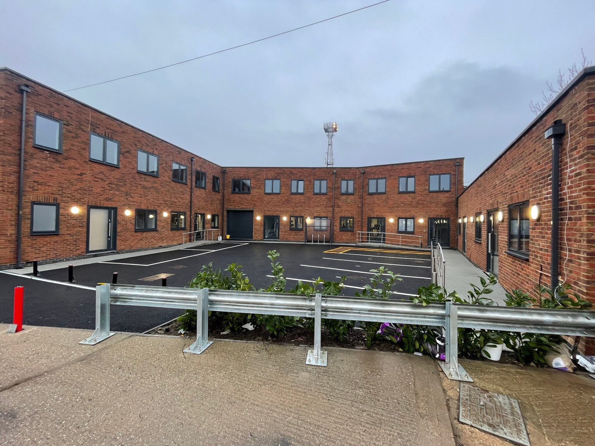 81B Front Ln, Upminster for sale Primary Photo- Image 1 of 1