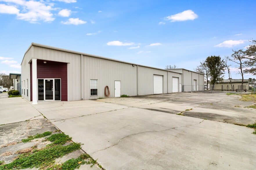 207 Hulco Dr, Scott, LA for sale - Building Photo - Image 1 of 1