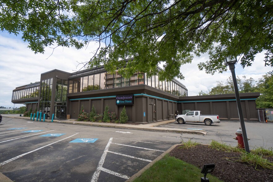 101 Corbett Ct, Pittsburgh, PA for lease - Building Photo - Image 1 of 10