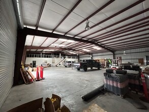 1834 Ferguson Ln, Austin, TX for lease Interior Photo- Image 2 of 4