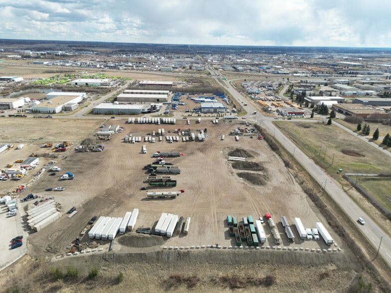 1630 90 Avenue, Edmonton, AB for lease - Building Photo - Image 3 of 6