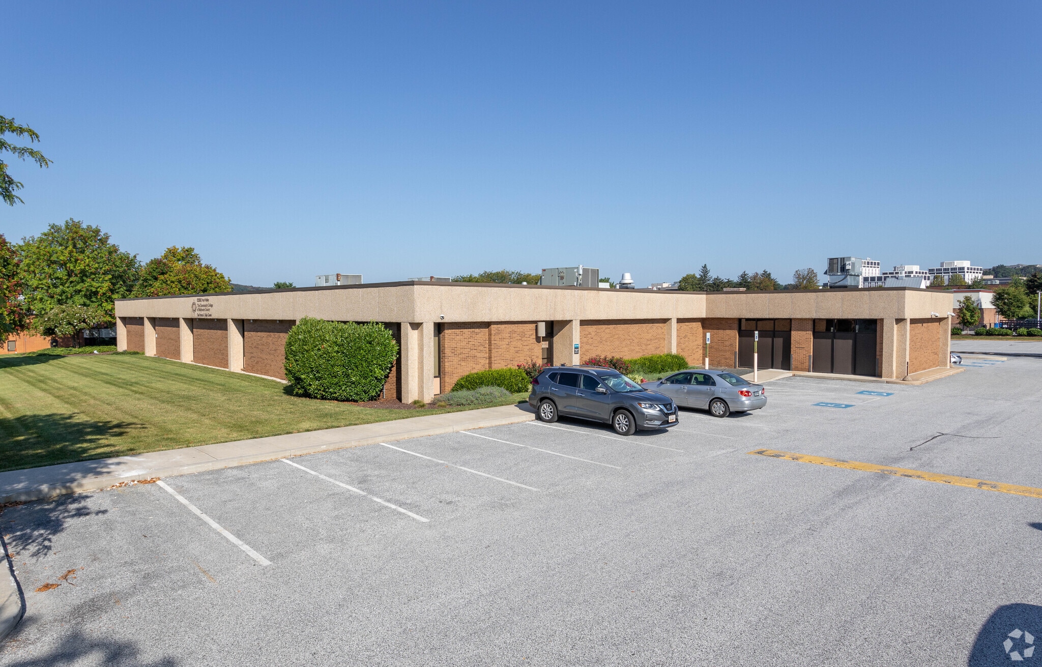 11101 McCormick Rd, Hunt Valley, MD for lease Building Photo- Image 1 of 7