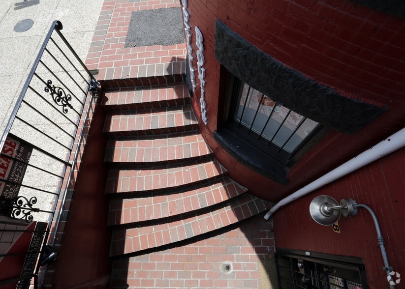 2118 18th St NW, Washington, DC for lease - Building Photo - Image 3 of 22