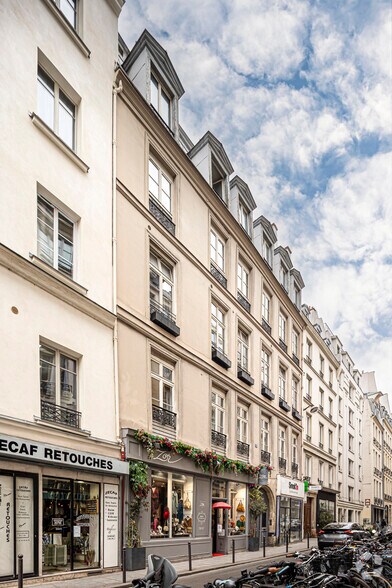 35 Rue D'Aboukir, Paris for sale - Building Photo - Image 1 of 1