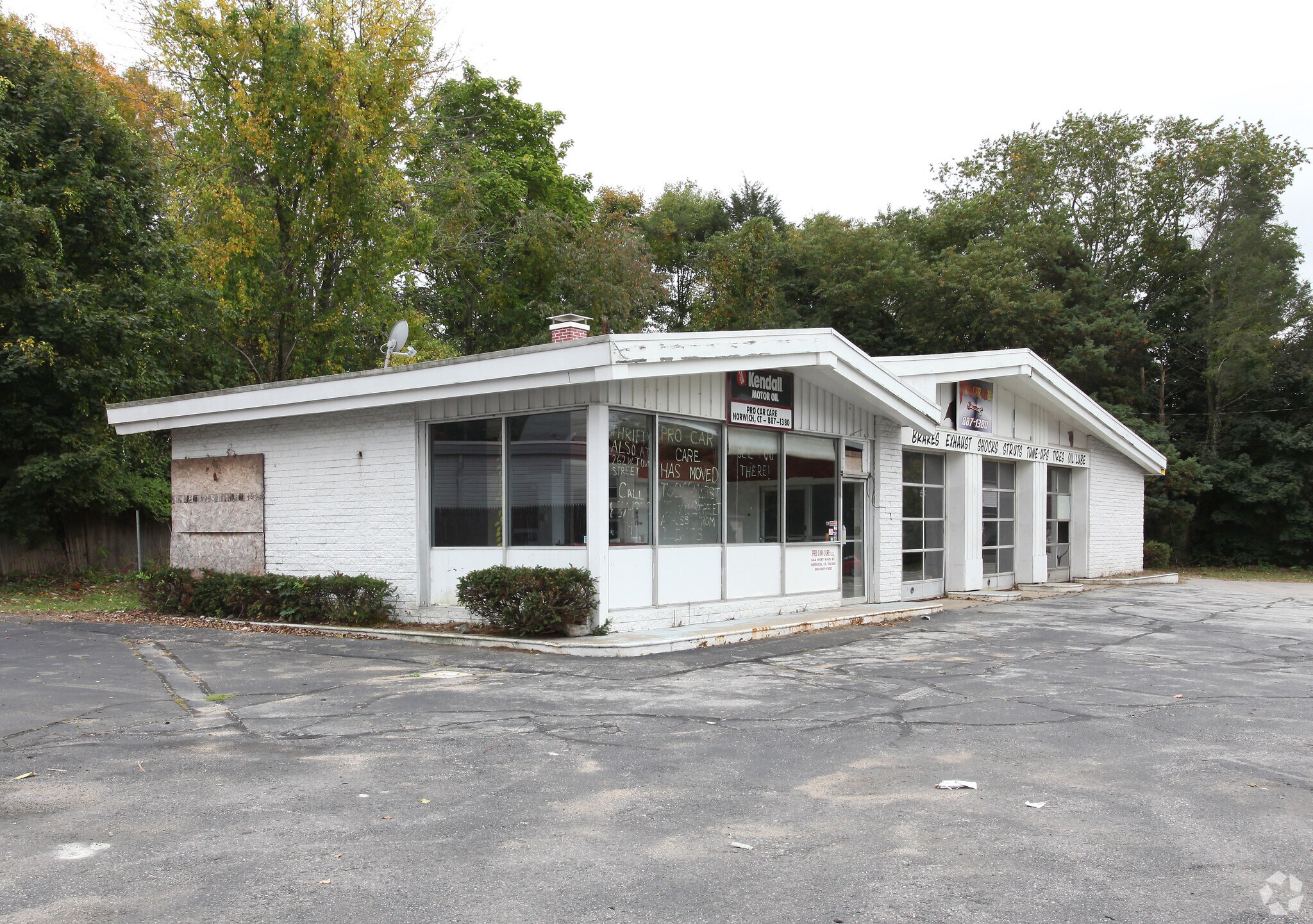 684 W Main St, Norwich, CT for sale Primary Photo- Image 1 of 1