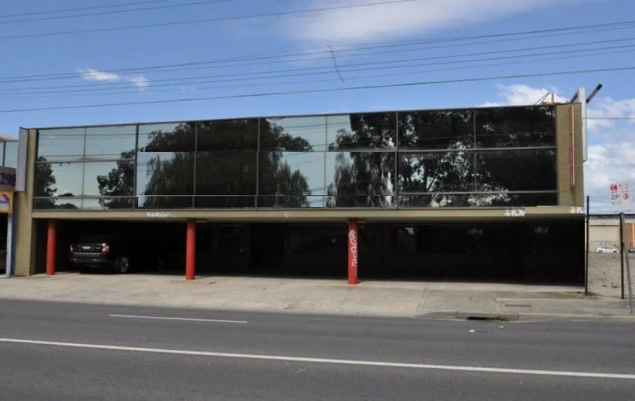 296 Darebin Rd, Fairfield for lease Primary Photo- Image 1 of 2