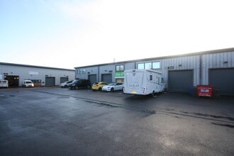 27-31 Dairy Meadow Ln, Salisbury for lease Interior Photo- Image 1 of 1