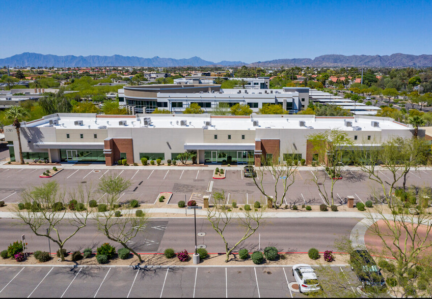 5500 W Chandler Blvd, Chandler, AZ for lease - Building Photo - Image 2 of 11