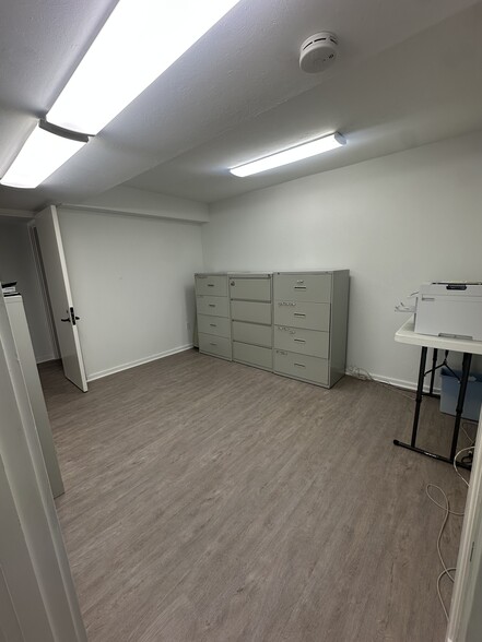 2155 Main St, Sarasota, FL for lease - Building Photo - Image 3 of 7