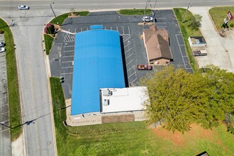 2105 Northwest Blvd, Newton, NC - aerial  map view - Image1