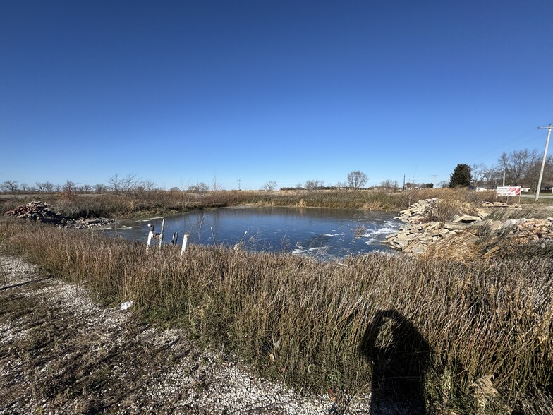 1709 County Road 2200 E, Saint Joseph, IL for lease - Building Photo - Image 3 of 4