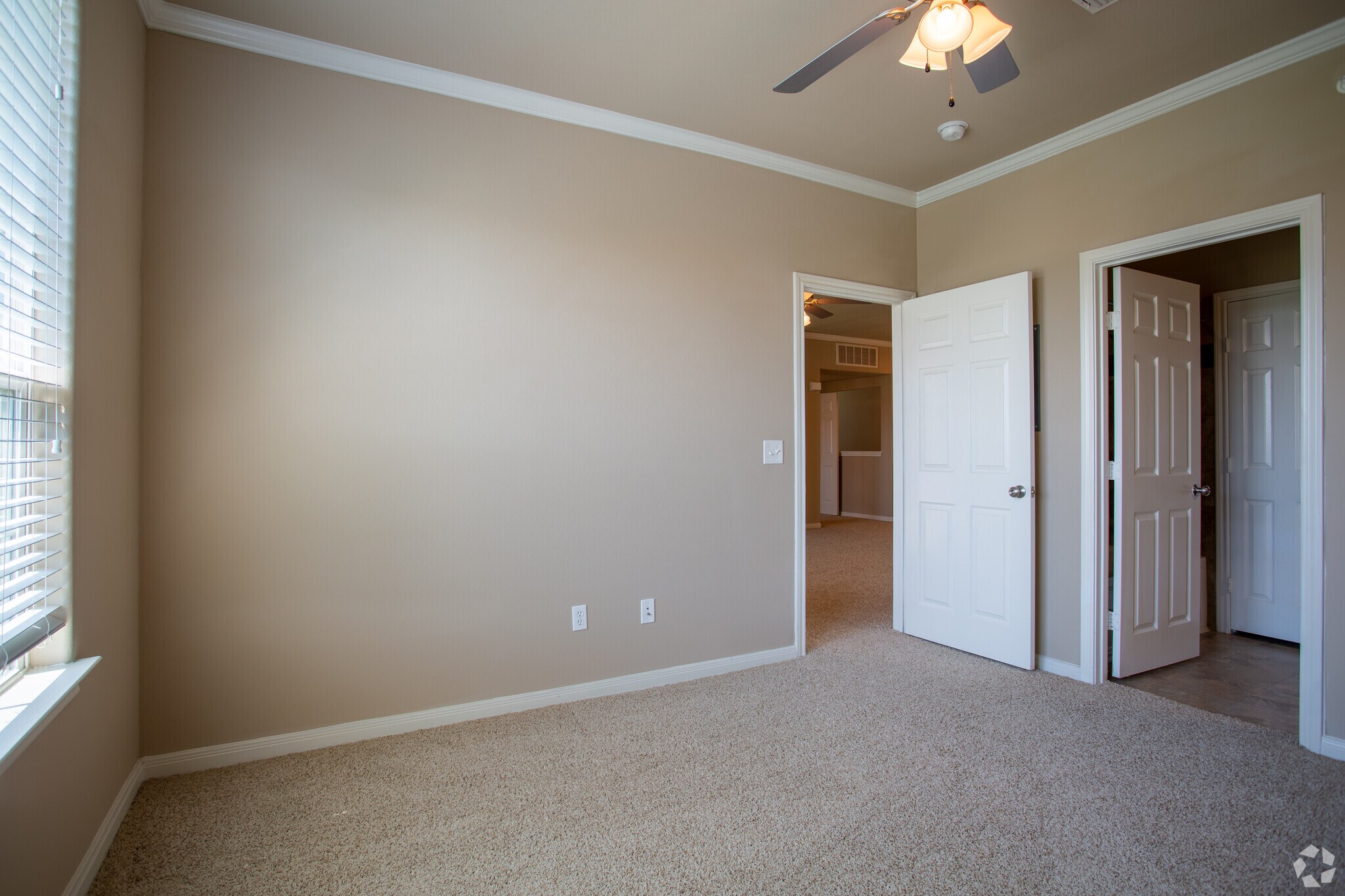 4 Stadium Dr, Angleton, TX 77515 Summer House Apartments