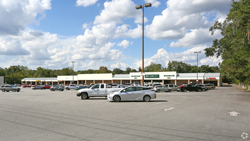 673-810 E Base St, Madison, FL for sale - Primary Photo - Image 1 of 1