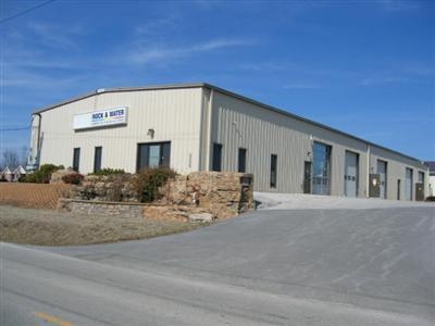 2631 W Bennett St, Springfield, MO for lease - Building Photo - Image 1 of 3