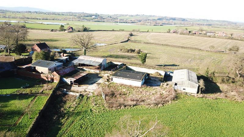 Base Ln, Gloucester for sale - Primary Photo - Image 1 of 8