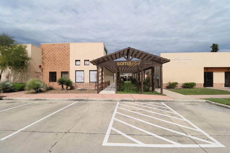2601 Cornerstone Blvd, Edinburg, TX for sale - Primary Photo - Image 1 of 1