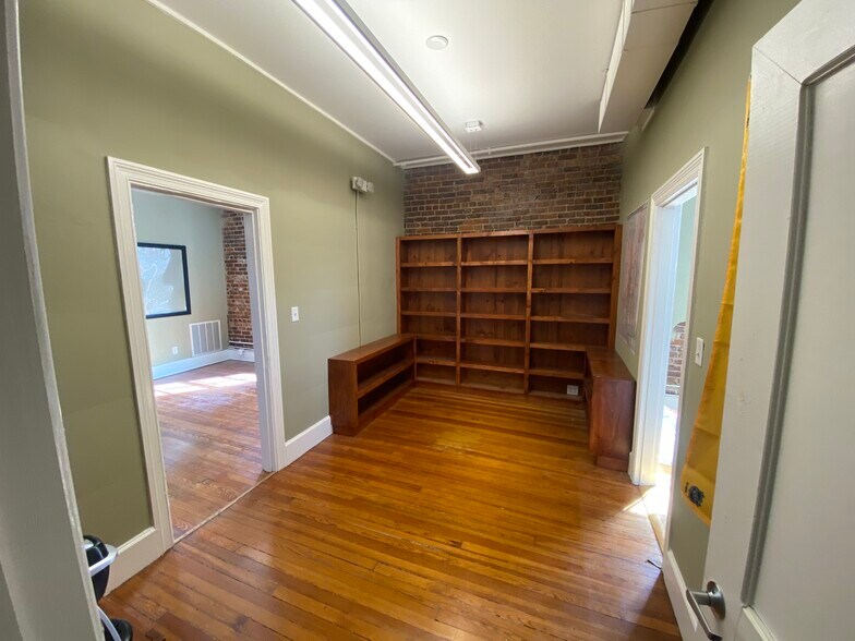 2301 12th Ave, Nashville, TN for lease - Building Photo - Image 2 of 5