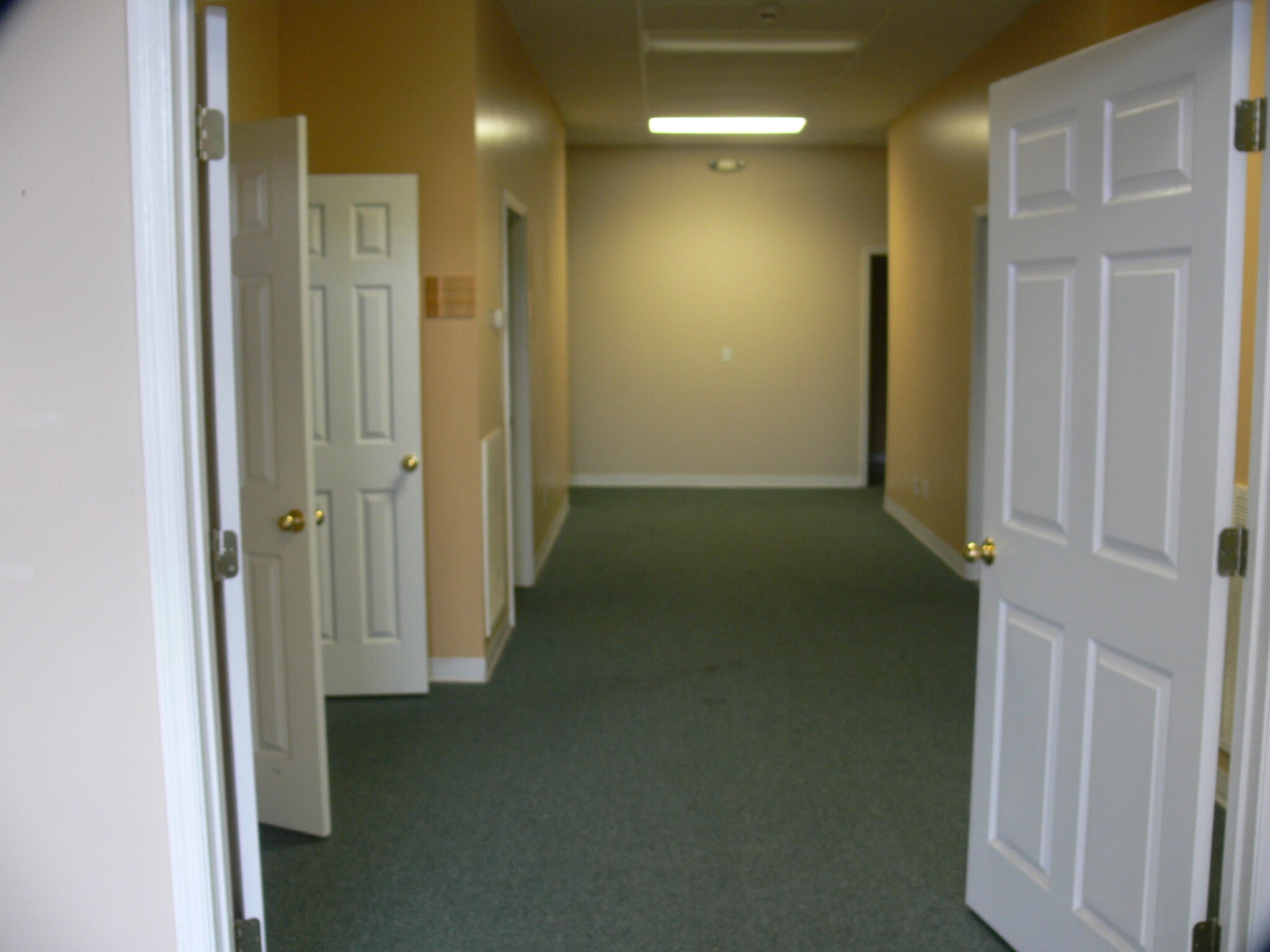 1631 E Hamric Dr, Oxford, AL for sale Interior Photo- Image 1 of 7