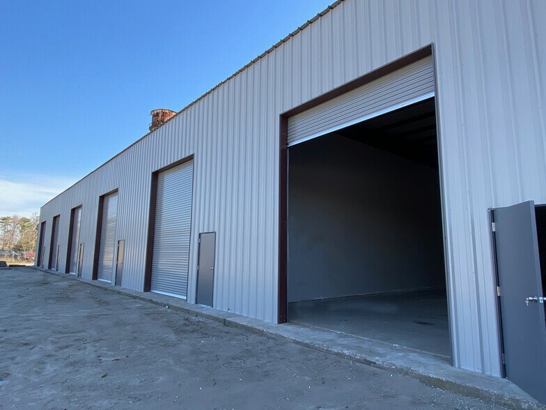 2336 Lawrence Ave, Atlanta, GA for lease - Building Photo - Image 3 of 6