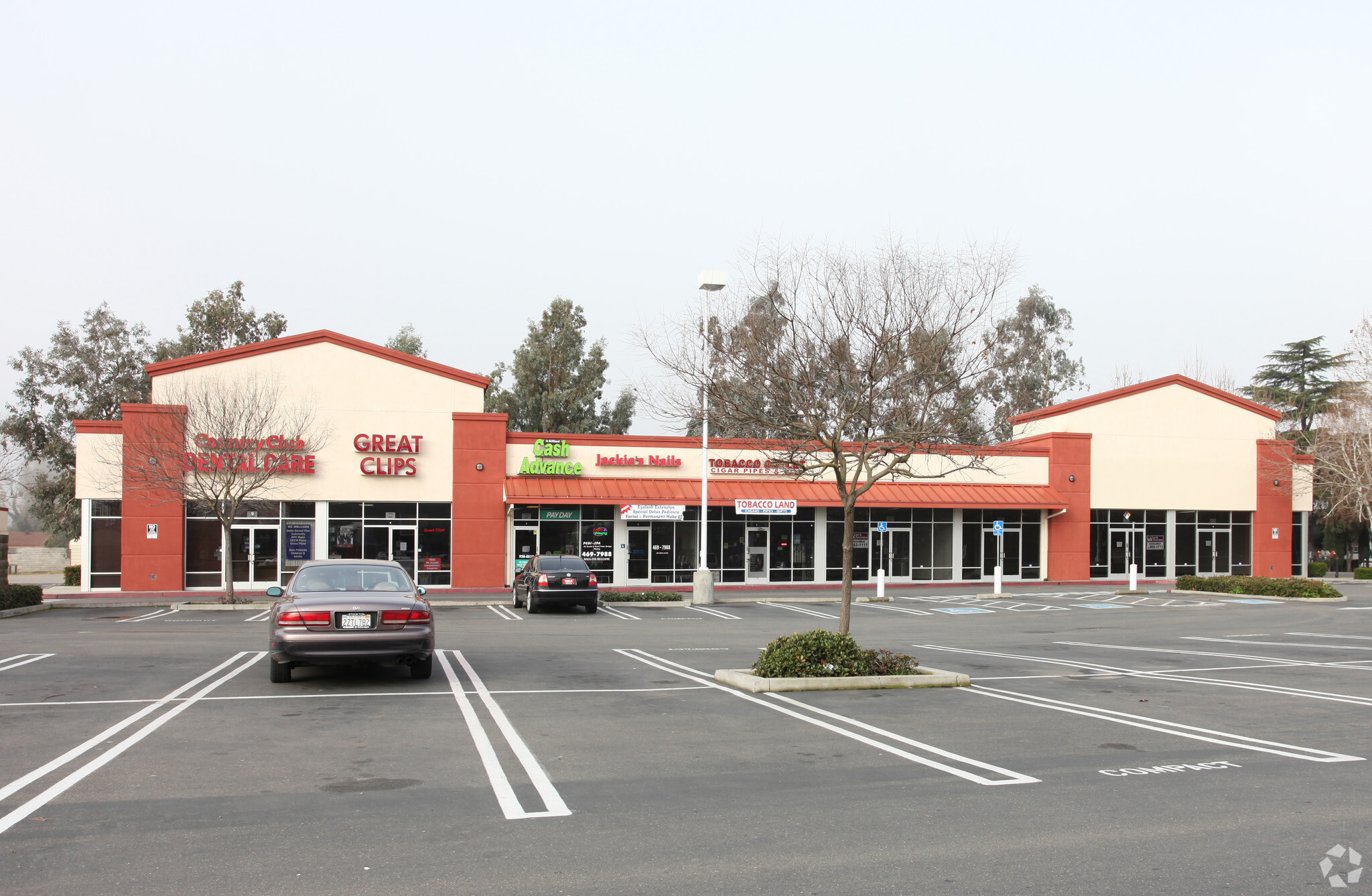 2808 Country Club Blvd, Stockton, CA for lease Primary Photo- Image 1 of 13