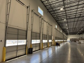 1980 Kohlers Crossing, Kyle, TX for lease Interior Photo- Image 2 of 3