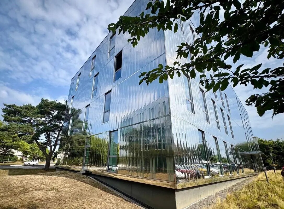 Office in Saint-Herblain for sale Building Photo- Image 1 of 15