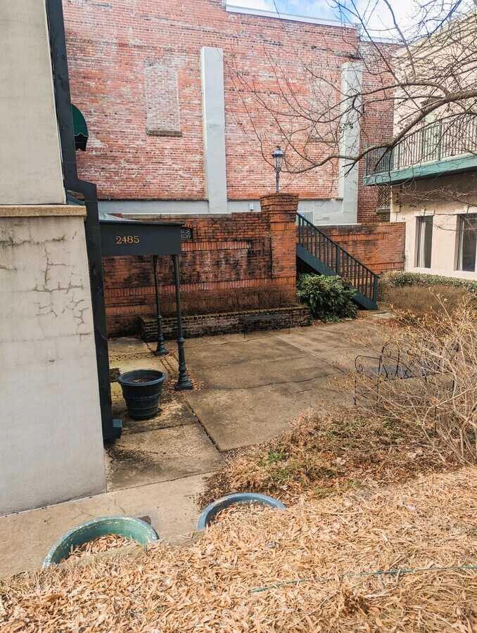 316 W Commerce St, Hernando, MS 38632