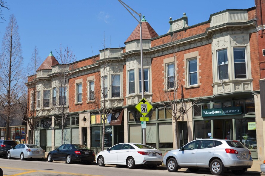 316-24 Lake St, Oak Park, IL for lease - Building Photo - Image 1 of 9