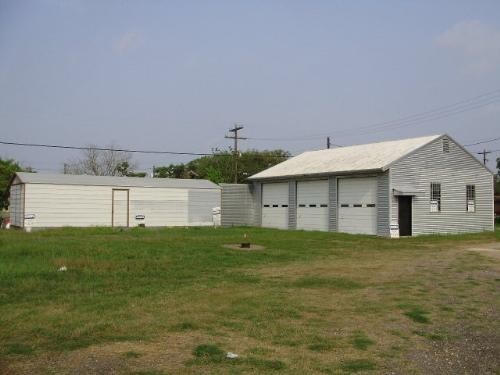 1506 N Esplande, Cuero, TX for sale Primary Photo- Image 1 of 1