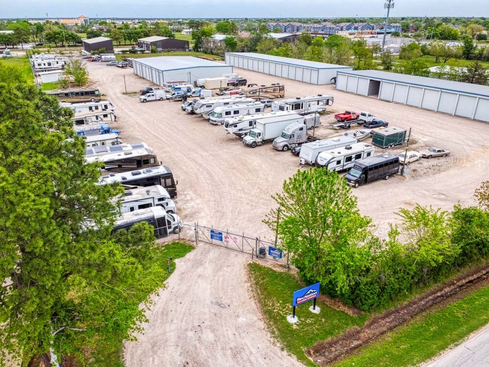 17610 French Rd, Houston, TX for lease Aerial- Image 1 of 8