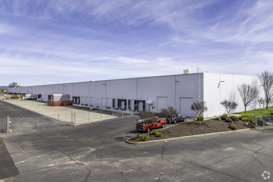 3130 Venture Dr, Lincoln, CA for lease - Building Photo - Image 2 of 7