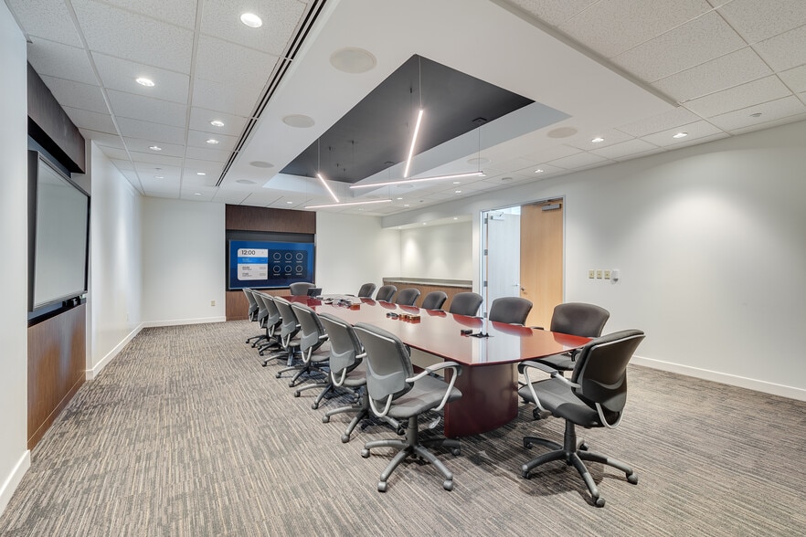 3929 W John Carpenter Fwy, Irving, TX for lease - Interior Photo - Image 3 of 12