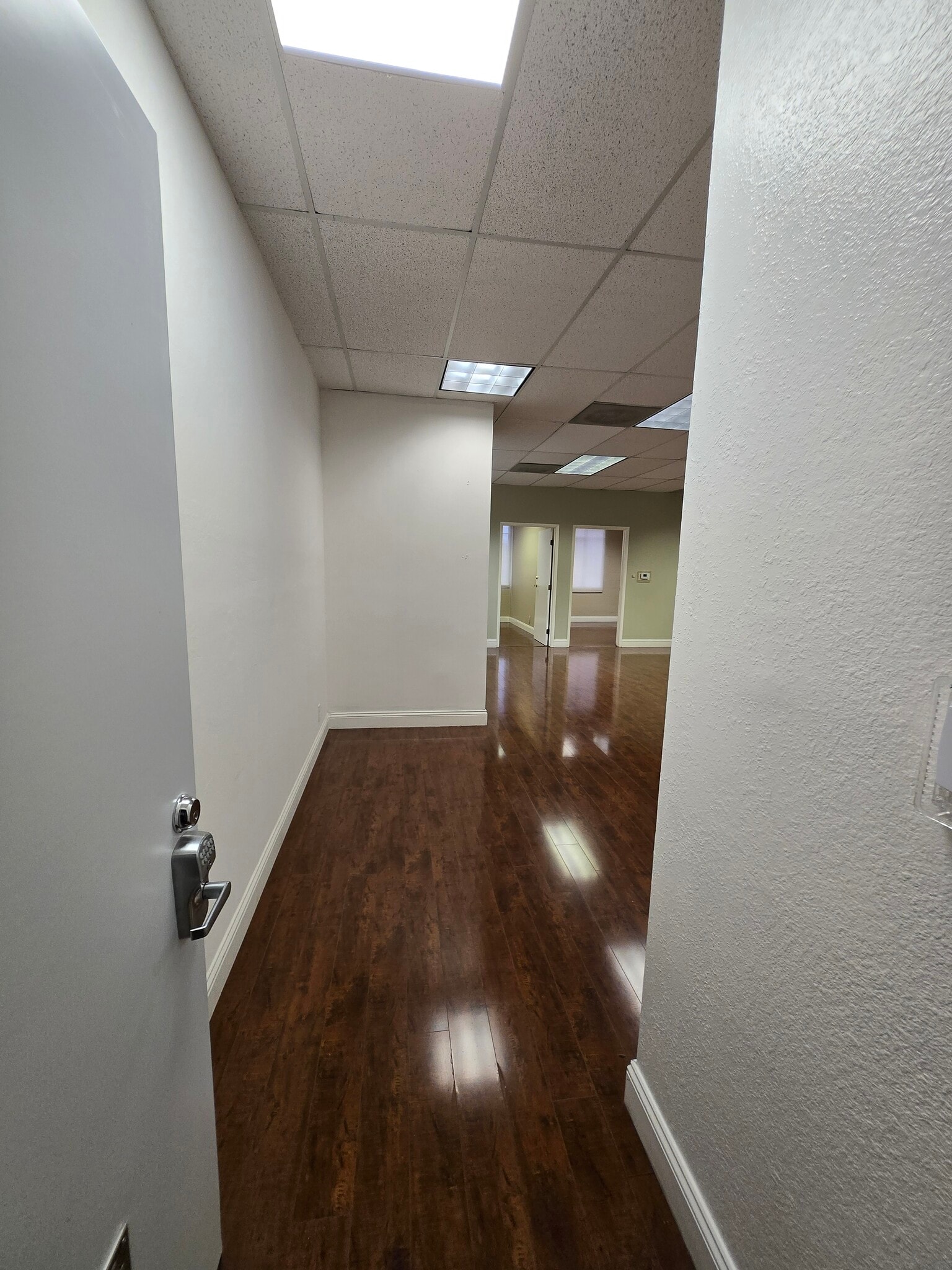 1955-1969 Mountain Blvd, Oakland, CA for lease Interior Photo- Image 1 of 14