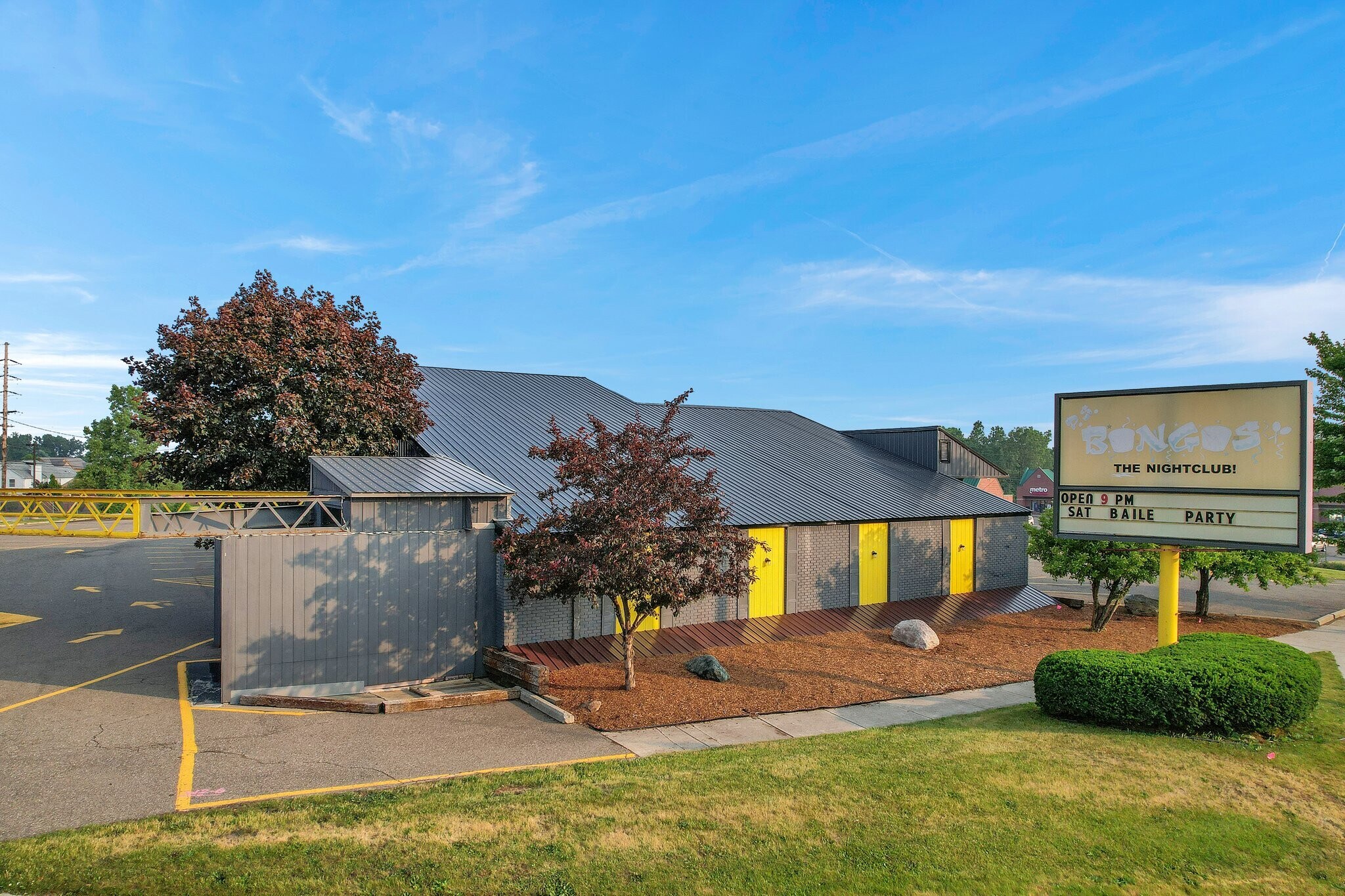 1650 N Perry St, Pontiac, MI for sale Building Photo- Image 1 of 1