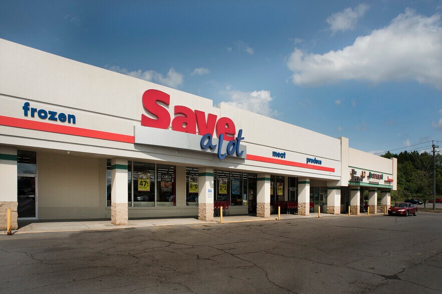 200 Market St, Potsdam, NY for lease - Building Photo - Image 2 of 4