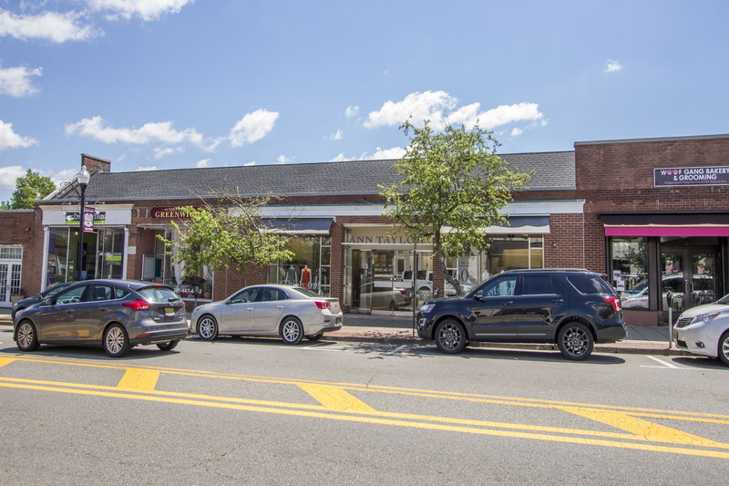 230-262 E Ridgewood Ave, Ridgewood, NJ for lease - Building Photo - Image 1 of 6