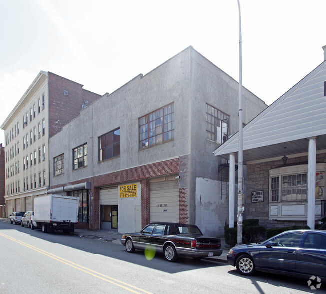 289 New Main St, Yonkers, NY for lease - Building Photo - Image 2 of 2