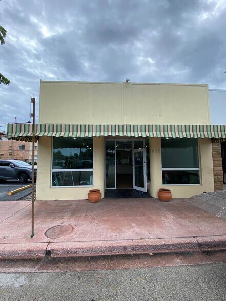 1920 Tyler St, Hollywood, FL for sale - Building Photo - Image 1 of 1