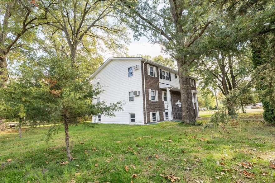 8943 N 300 W, Lake Village, IN for sale - Building Photo - Image 2 of 25