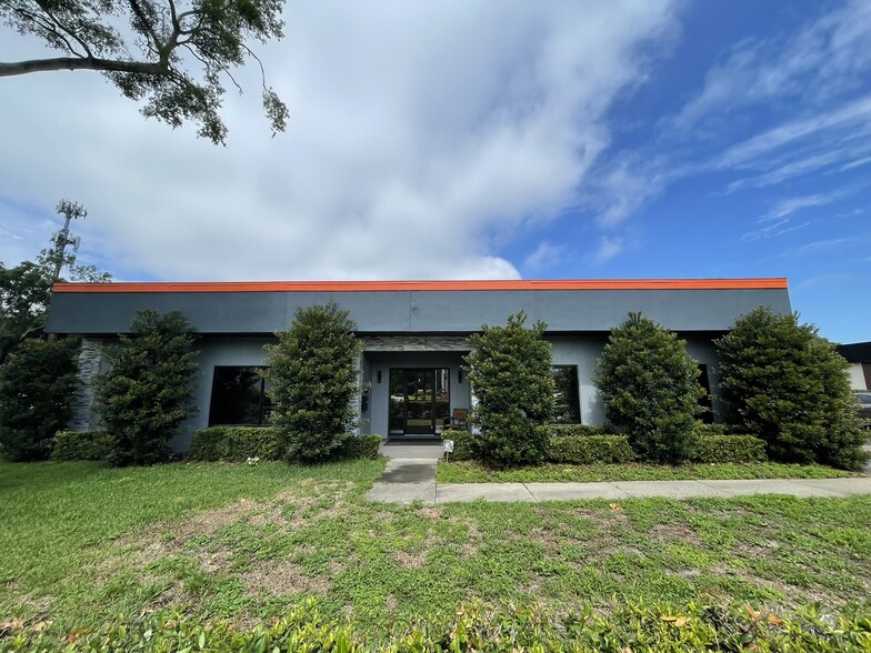 278 Semoran Commerce Pl, Apopka, FL for lease - Building Photo - Image 1 of 15