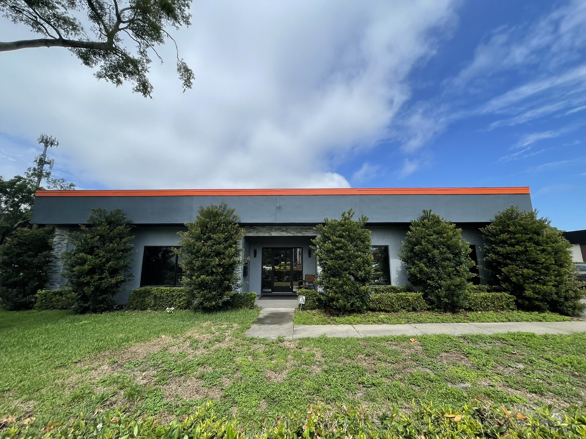 278 Semoran Commerce Pl, Apopka, FL for sale Primary Photo- Image 1 of 16