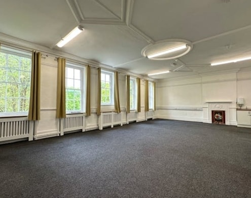 77 High St, Eaton Bray for lease Interior Photo- Image 1 of 9